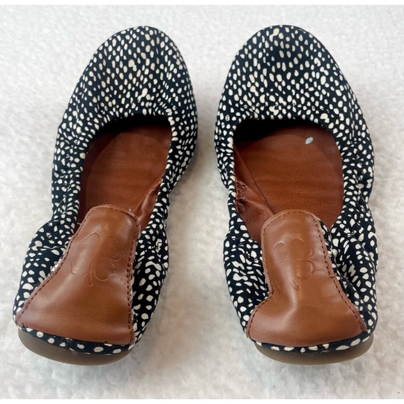 LUCKY BRAND • Black/White Dotted Emmie Ballet Flats - Picture 9 of 14